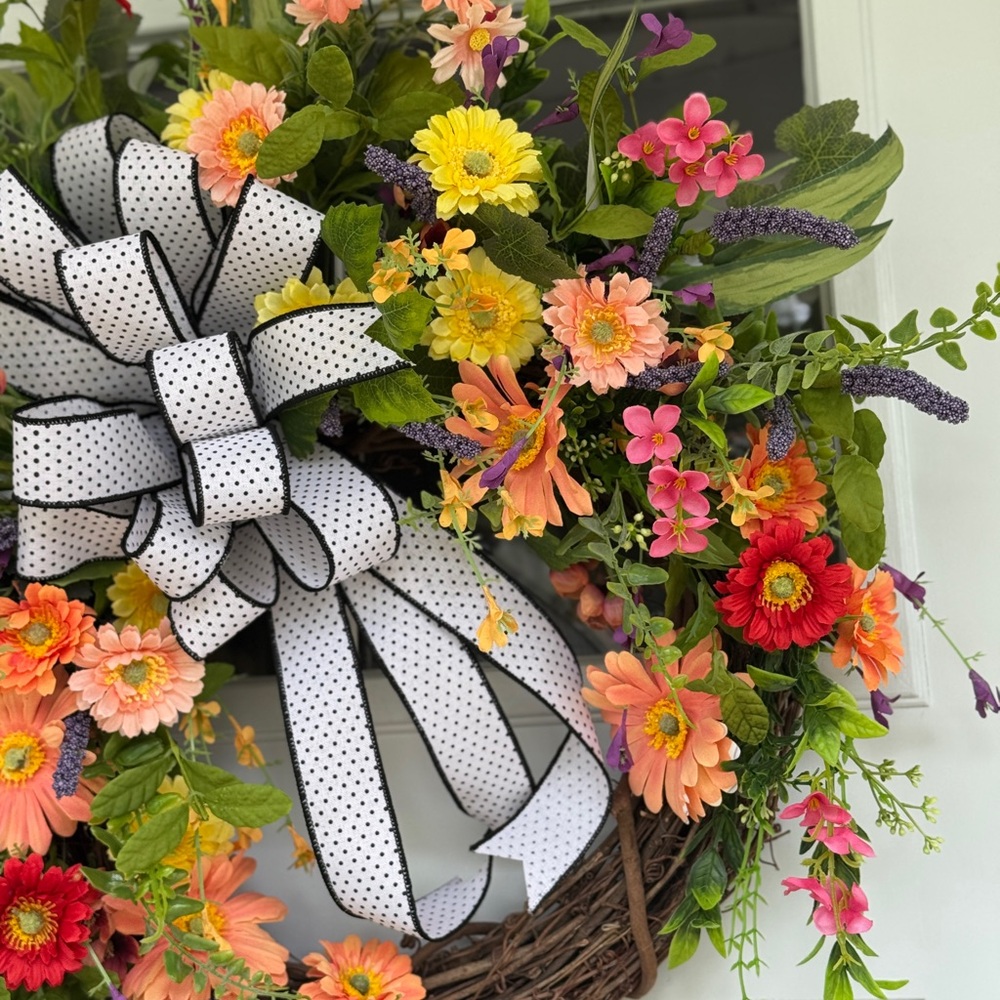 SOLD LOCALLY Spring Mixed Floral Design Wreath - Picture 7 of 9